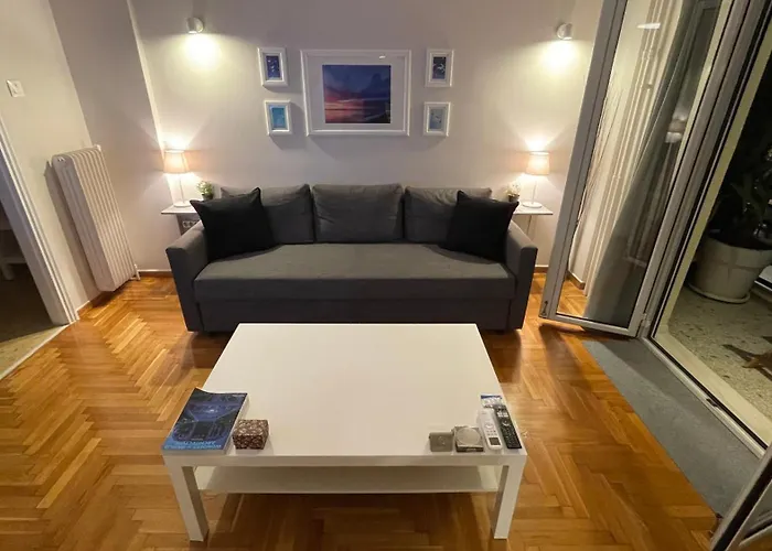 2 Newly Renovated Charming Apartments Steps From Panormou Metro Station