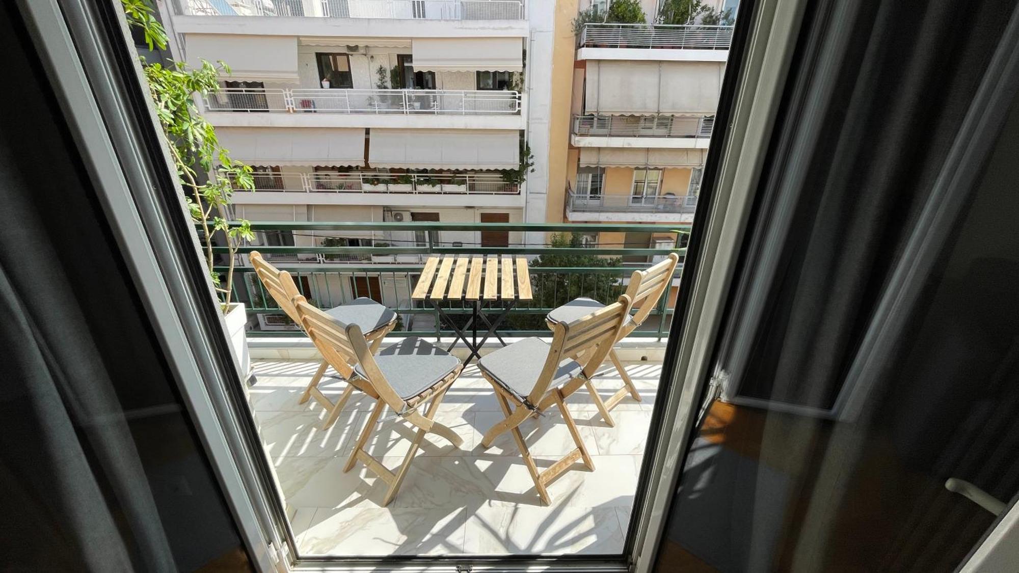 2 Newly Renovated Charming Steps From Panormou Metro Station * Athens