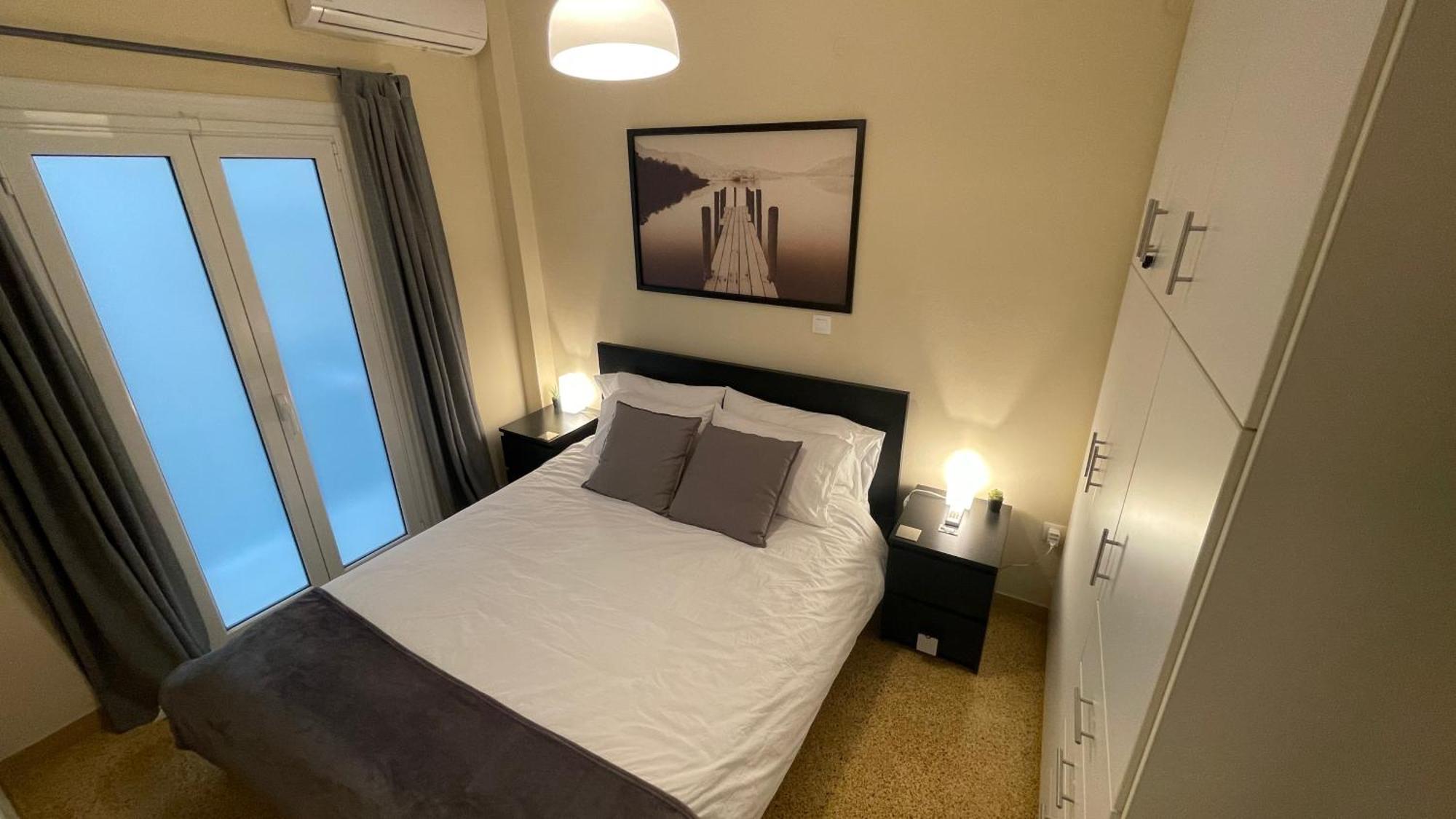 Apartment 2 Newly Renovated Charming Steps From Panormou Metro Station Athens