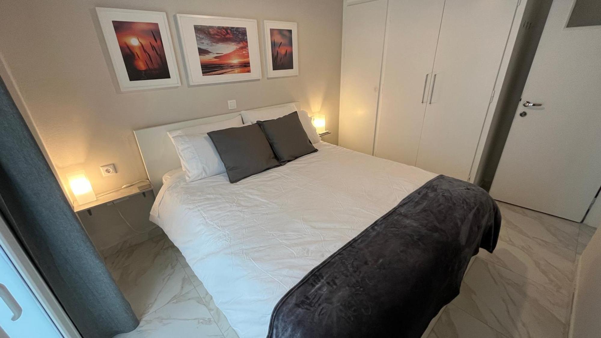 2 Newly Renovated Charming Steps From Panormou Metro Station
