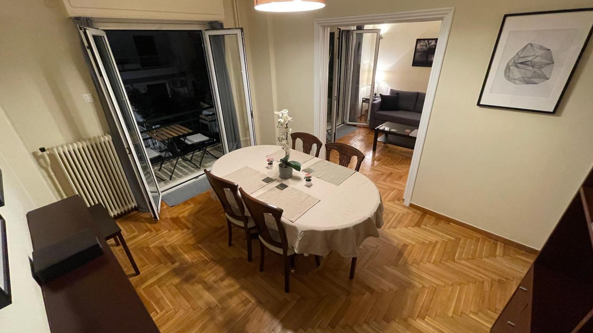 2 Newly Renovated Charming Steps From Panormou Metro Station
