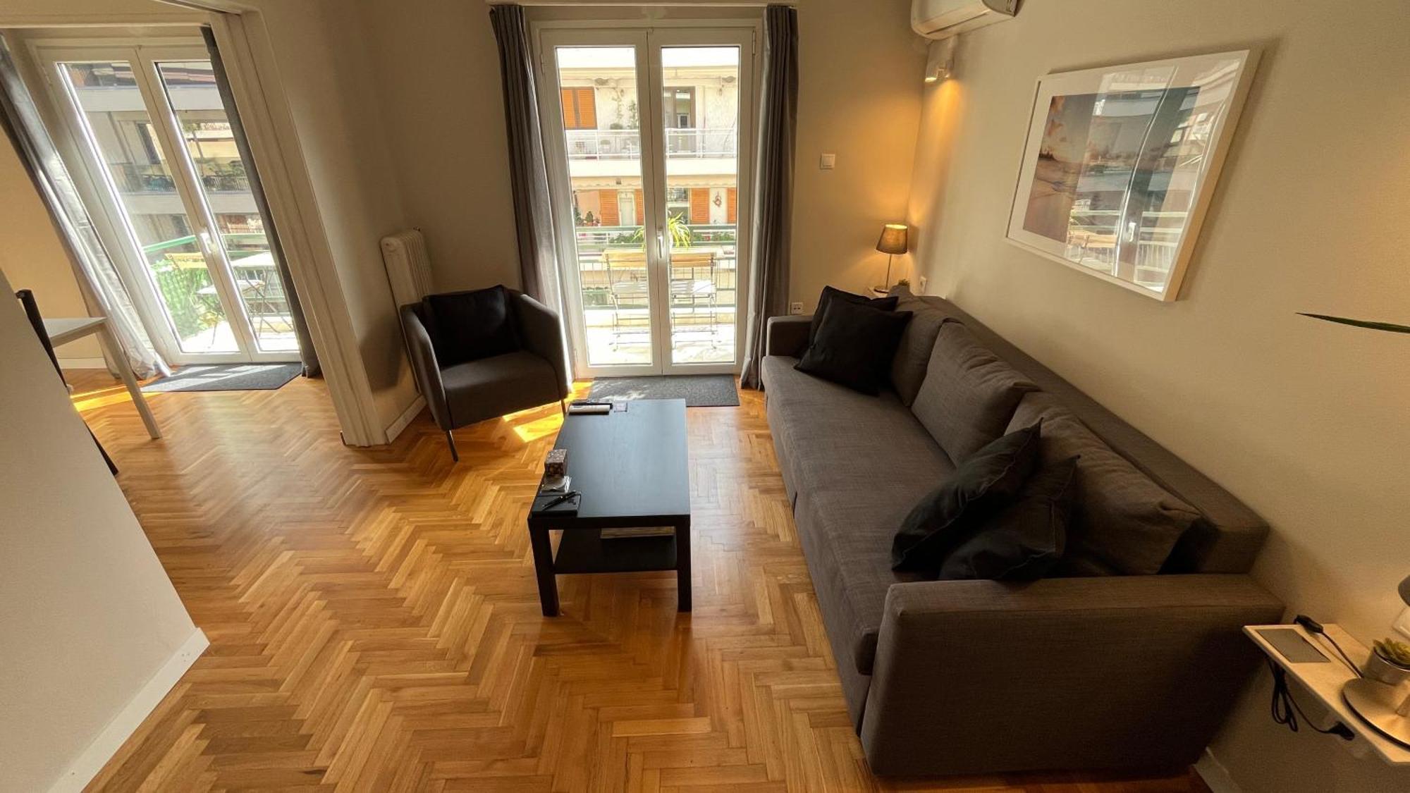 Apartment 2 Newly Renovated Charming Steps From Panormou Metro Station Athens