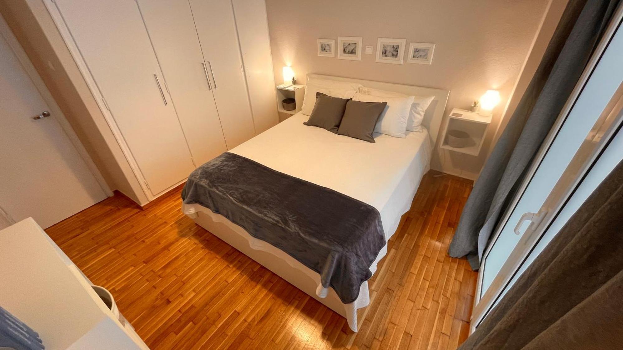 2 Newly Renovated Charming Steps From Panormou Metro Station Apartment Athens