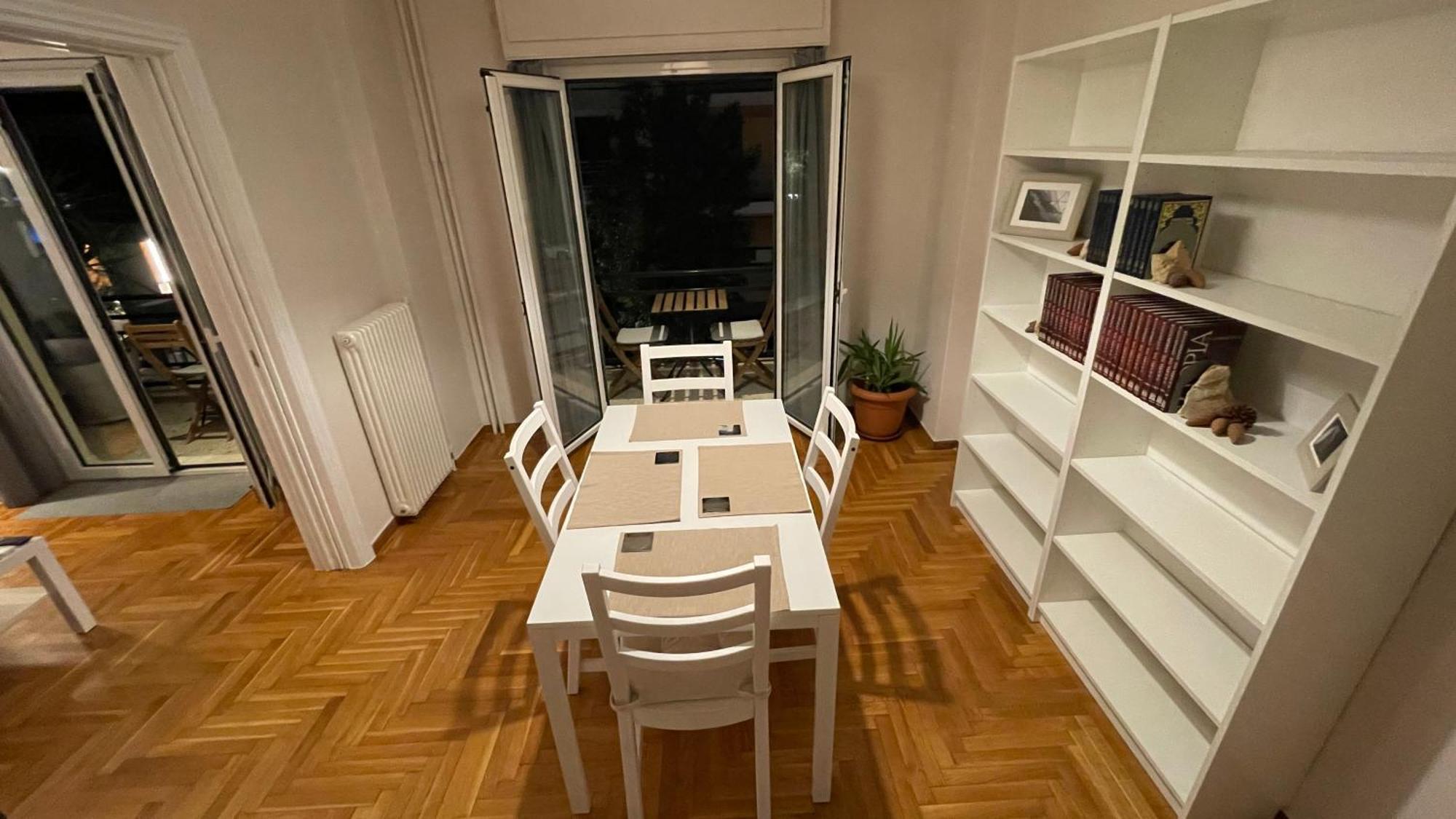 2 Newly Renovated Charming Steps From Panormou Metro Station *